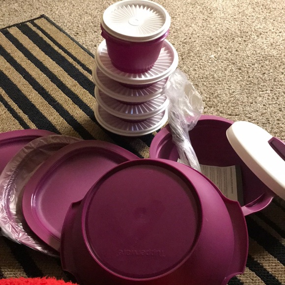 Violet 💗 Tupperware 💞 - Picture 8 of 8